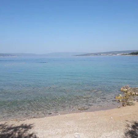 D&e - Free Parking And Wi-fi Apartment Punat