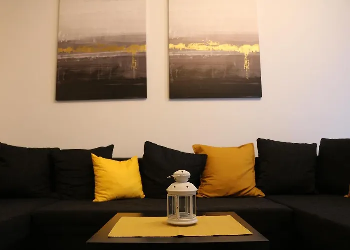 D&e - Near The 아파트 푸나트