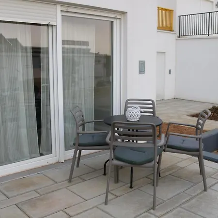 D&e - Near The Punat