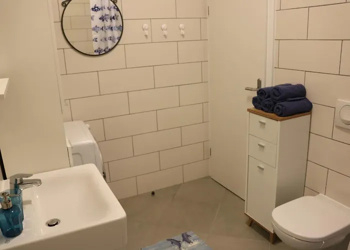 D&e - Near The Punat